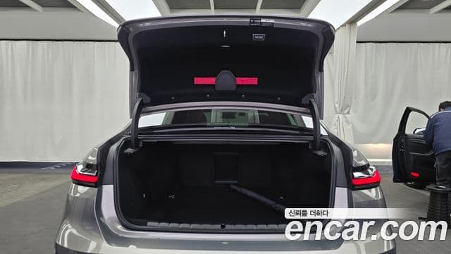 BMW i7 (G70) eDrive 50 M Sport, 2024 20