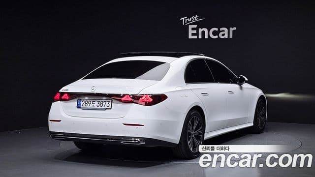 Mercedes-Benz E-класс W214 Avantgarde, 2024 2