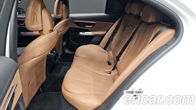 Mercedes-Benz E-класс W214 Avantgarde, 2024 12