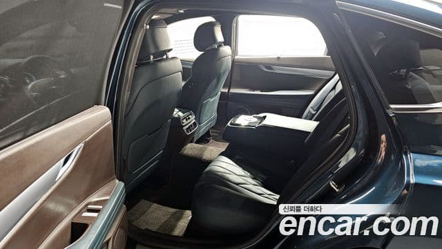 Genesis G80 (RG3) бензин 2.5 турбо AWD, 2021 11