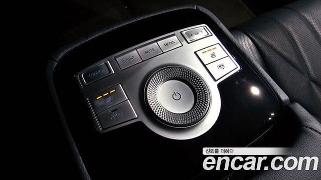 Genesis G80 (RG3) бензин 2.5 турбо AWD, 2021 18