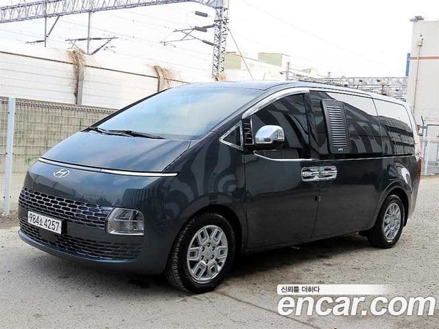 Hyundai Staria компания по спецнадстройкам, 2022 2