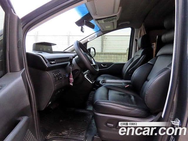 Hyundai Staria компания по спецнадстройкам, 2022 все фото