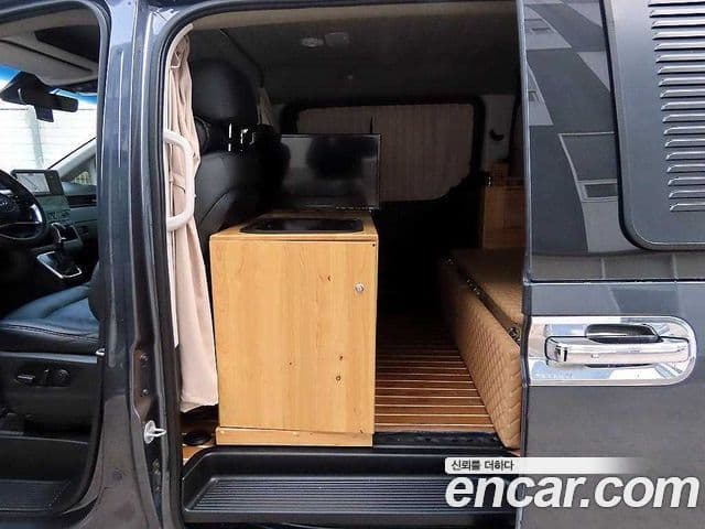 Hyundai Staria компания по спецнадстройкам, 2022 6