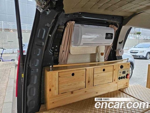 Hyundai Staria компания по спецнадстройкам, 2022 20