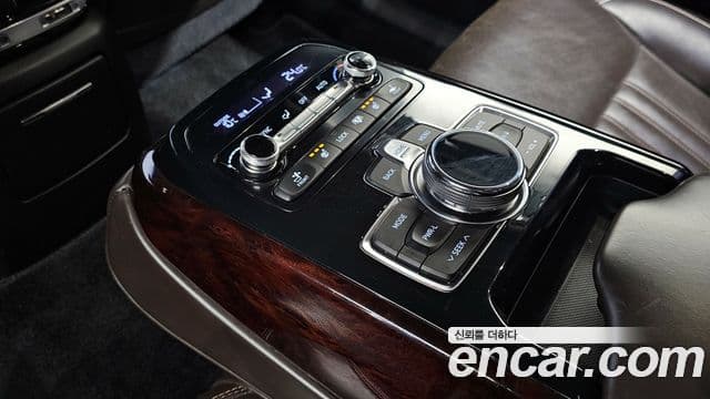 Genesis EQ900 Premium Luxury, 2018 17