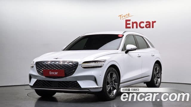 Genesis electrified GV70 e-AWD, 2022 1