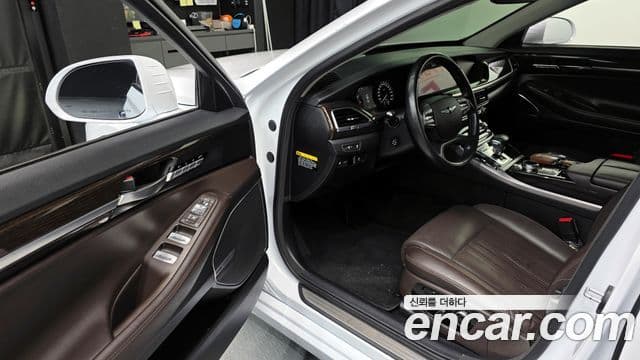 Genesis EQ900 Luxury, 2017 10