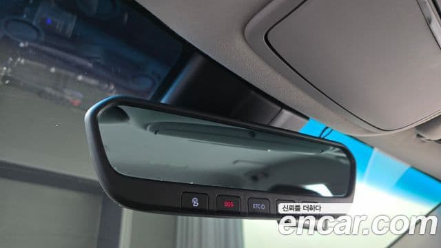 Genesis EQ900 Luxury, 2017 16