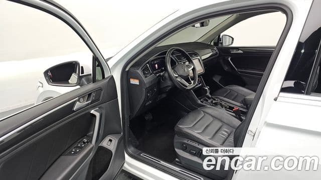Volkswagen Tiguan 2세대 Prestige, 2023 11