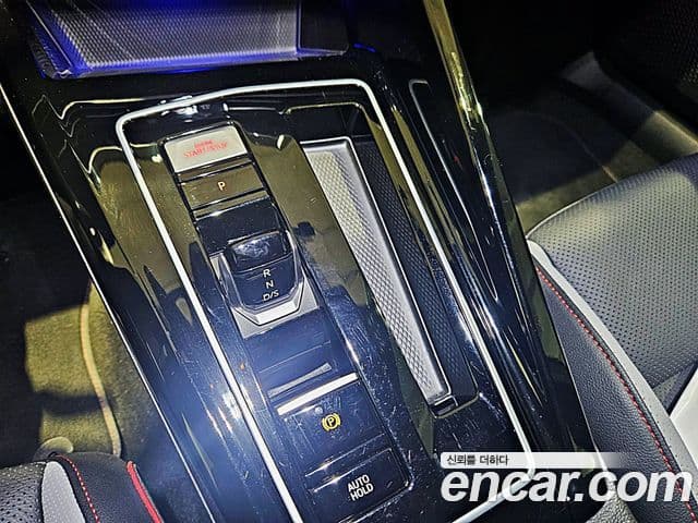 Volkswagen Гольф 8세대 2.0 GTI, 2024 9