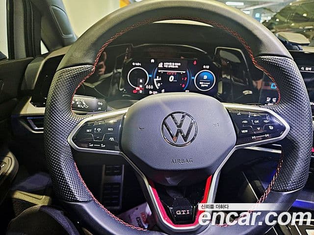 Volkswagen Гольф 8세대 2.0 GTI, 2024 14