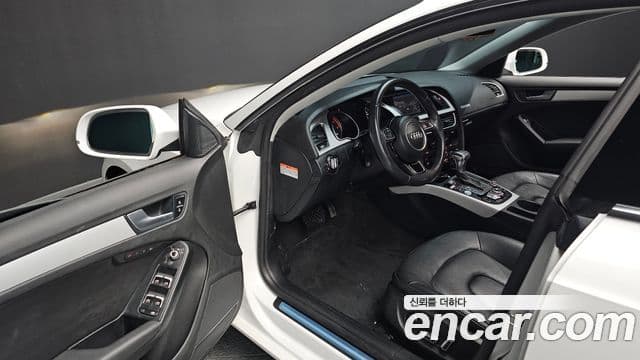 Audi A5 8TA, 2015 11