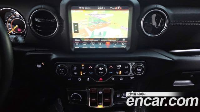 Jeep Wrangler (JL) 2.0 Overland Power top 4도어, 2023 14