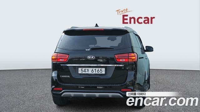 Kia The / новый New Carnival Luxury, 2019 4