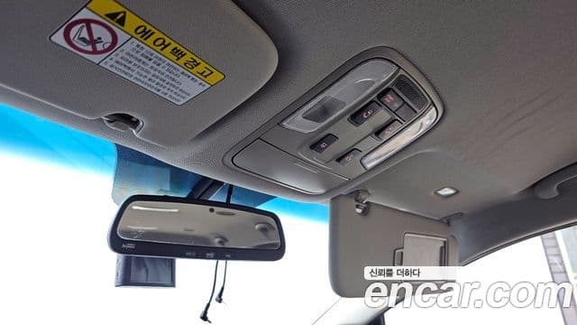 Kia The / новый New Carnival Luxury, 2019 19