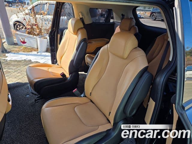 Kia Carnival 4세대 Signature, 2021 10