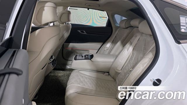 Genesis G80 (RG3) бензин 2.5 турбо 2WD, 2025 12