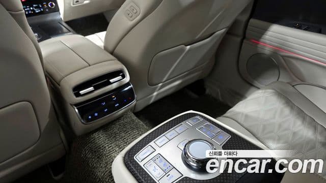 Genesis G80 (RG3) бензин 2.5 турбо 2WD, 2025 18