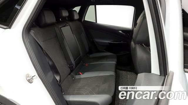 Volkswagen ID.4 Pro, 2025 12