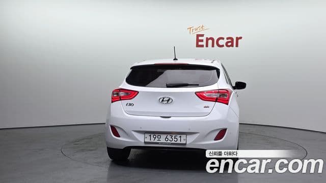 Hyundai i30(новый кузов / новое поколение) 1.6 GDI Extreme, 2012 4