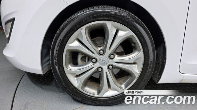 Hyundai i30(новый кузов / новое поколение) 1.6 GDI Extreme, 2012 все фото