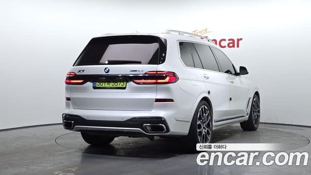 BMW X7 (G07) xDrive 40i M Sport 6인승, 2025 2