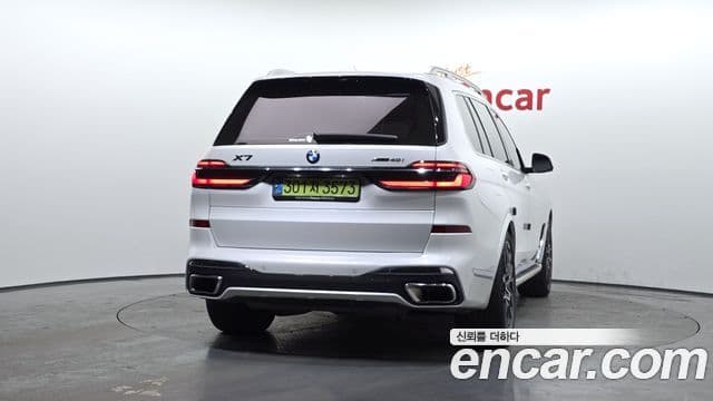 BMW X7 (G07) xDrive 40i M Sport 6인승, 2025 4
