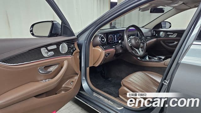 Mercedes-Benz E-класс W213 Exclusive, 2020 10