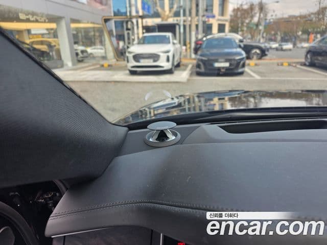 Audi A8 (D5) 55 TFSI Quattro Premium LWB, 2022 10