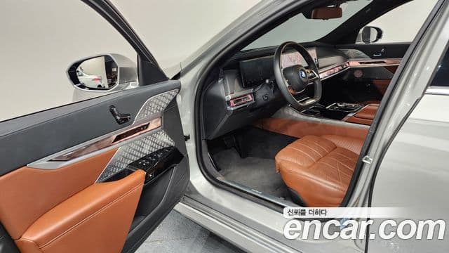 BMW i7 (G70) xDrive 60 Design Pure Excellence, 2023 10