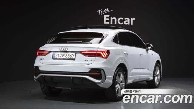 Audi Q3 (F3) 35 TDI Premium Sportback, 2023 2