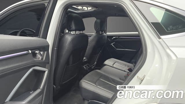 Audi Q3 (F3) 35 TDI Premium Sportback, 2023 12