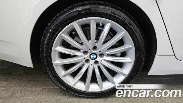 BMW 5시리즈 (G30) Luxury, 2023 все фото