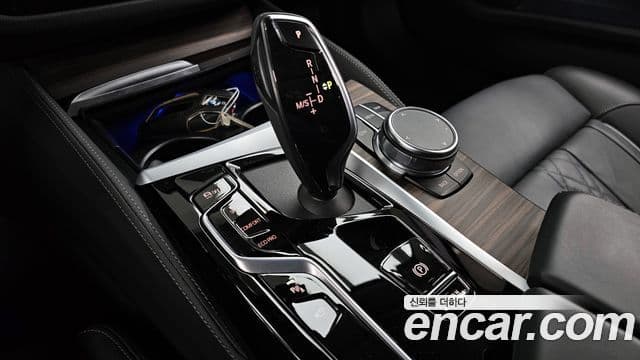 BMW 5시리즈 (G30) Luxury, 2023 9