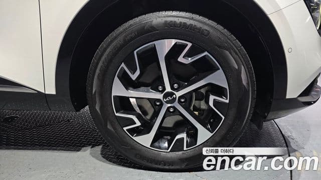 Kia Sportage 5세대 гибрид Signature 2WD, 2022 все фото