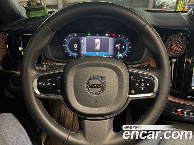 Volvo XC60 2세대 B5 Ultimate Bright, 2024 15