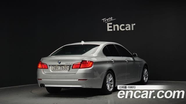 BMW 5시리즈 (F10), 2011 2