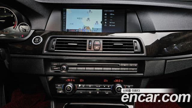 BMW 5시리즈 (F10), 2011 14