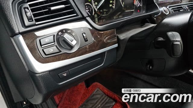 BMW 5시리즈 (F10), 2011 18