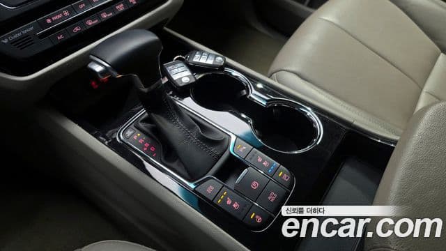 Kia The / новый New Carnival Noblesse, 2019 9