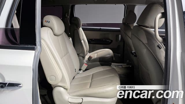 Kia The / новый New Carnival Noblesse, 2019 12