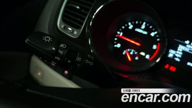 Kia The / новый New Carnival Noblesse, 2019 17