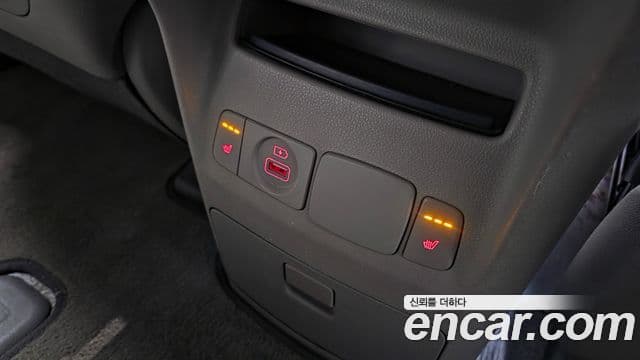 Kia The / новый New Carnival Noblesse, 2019 19