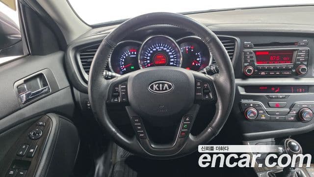 Kia K5 Luxury, 2012 13