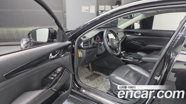 Kia All New K7 3.0 LPI Prestige (арендный автомобиль), 2017 10