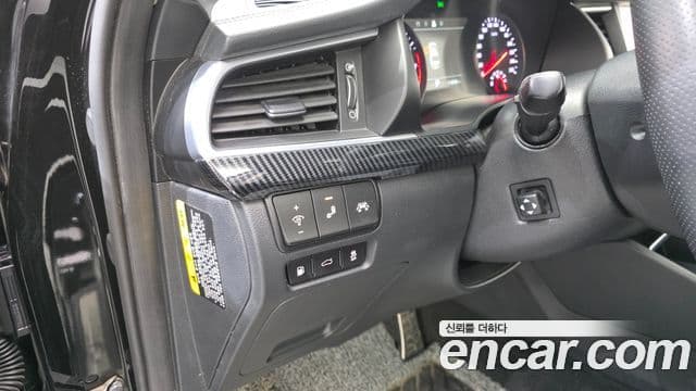 Kia All New K7 3.0 LPI Prestige (арендный автомобиль), 2017 15