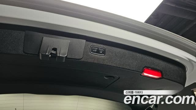 Porsche Cayenne (PO536) 3.0 Platinum Edition, 2022 19