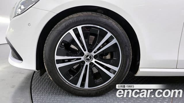 Mercedes-Benz E-класс W213 Avantgarde, 2021 все фото