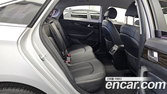 Hyundai LF Sonata 2.0 Smart, 2017 12